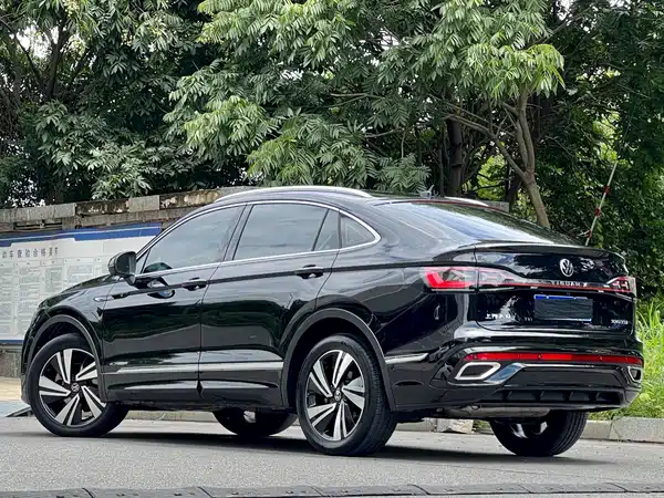 Volkswagen Tiguanx 2021