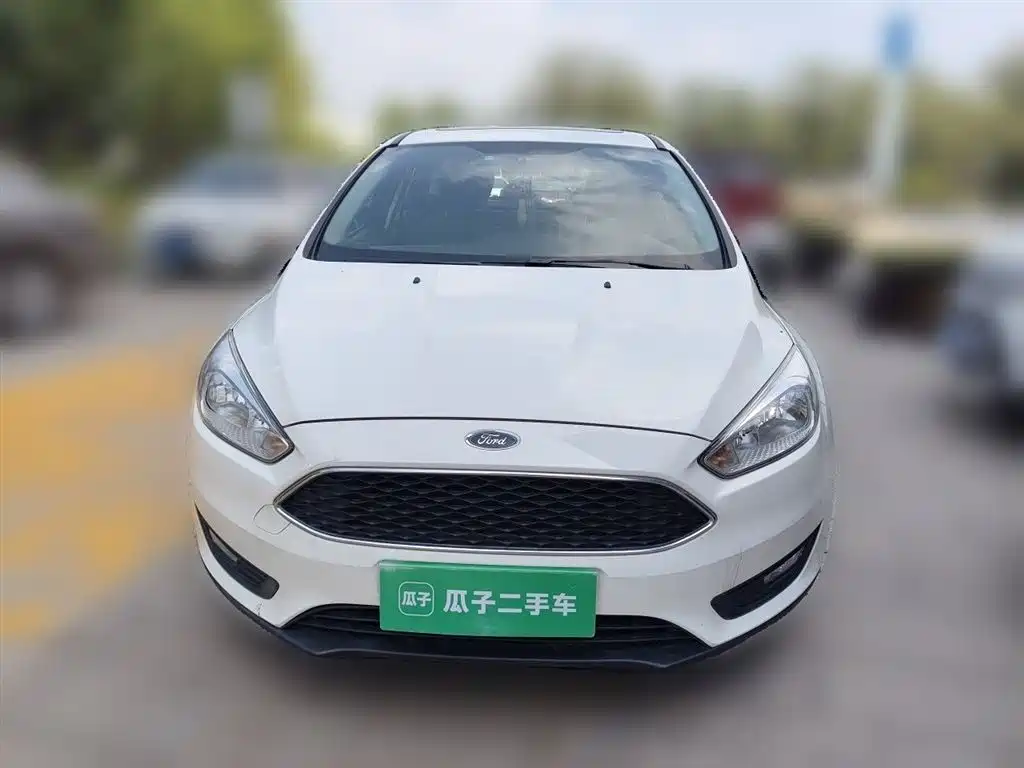 Ford Focus 2018 — фото 2