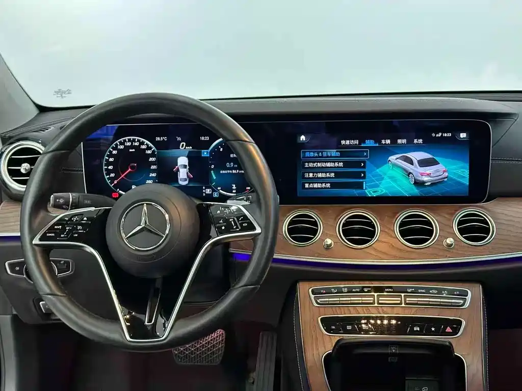 Mercedes-Benz E-Class 2021 — фото 12