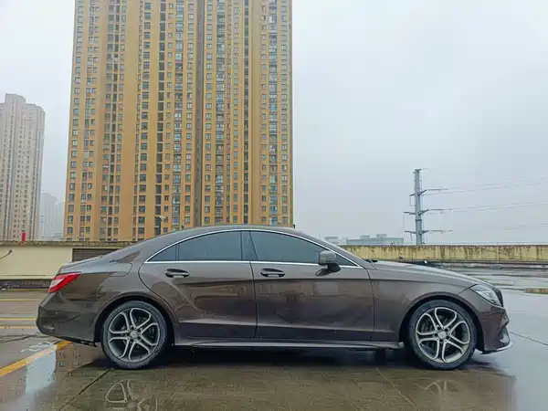 Mercedes-Benz CLS 2015