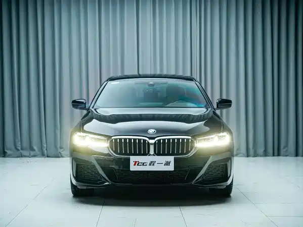 BMW 5 Series 2024