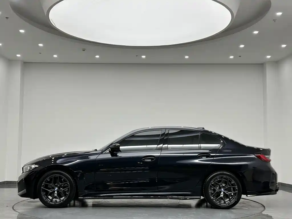 BMW 3 Series 2025