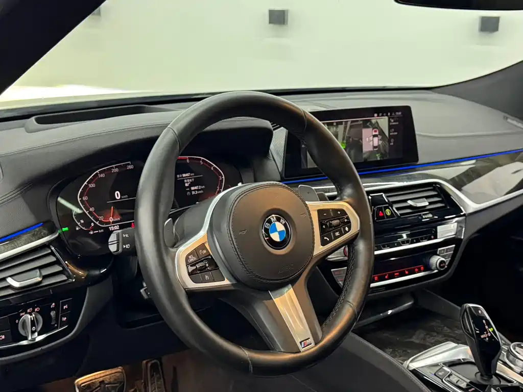 BMW 6 Series GT 2020 — фото 7