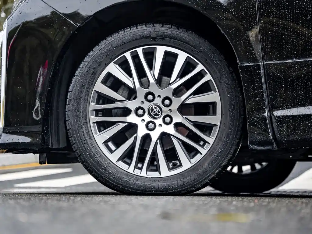 Toyota Alphard 2016 — фото 17