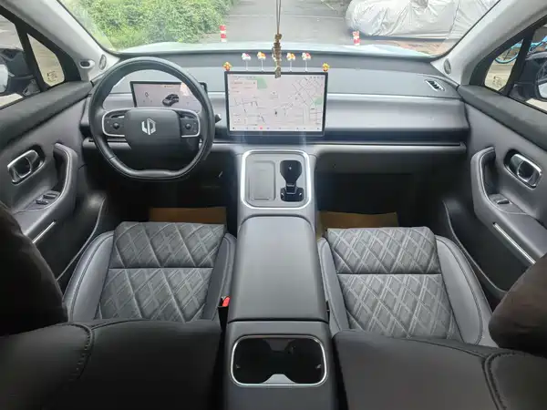 Leapmotor C16 2025