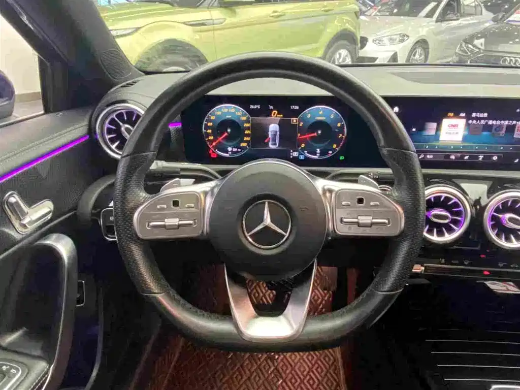 Mercedes-Benz A-Class 2021 — фото 14