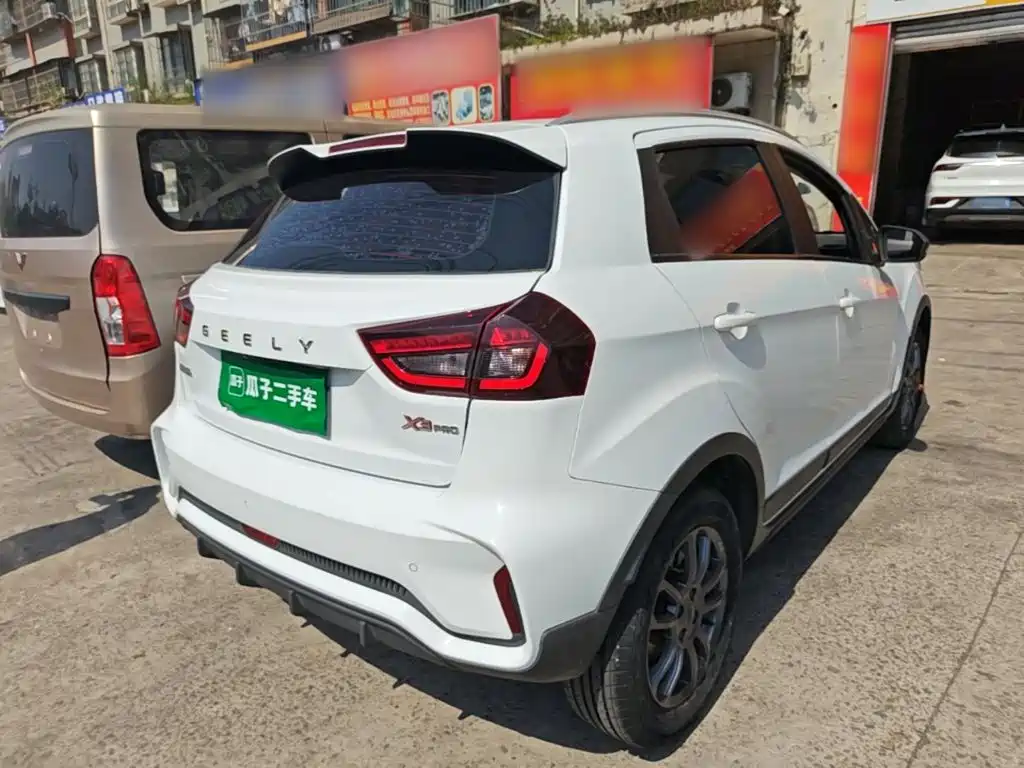 Geely Vision X3 2021