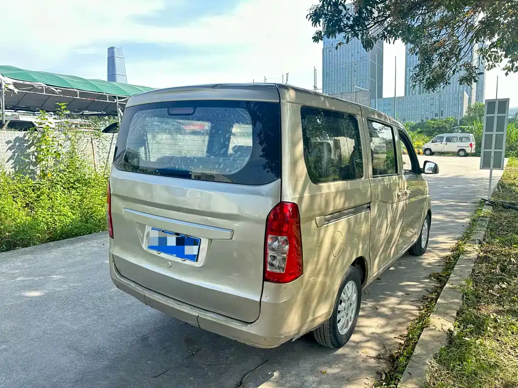 Wuling Rongguang V 2019 — фото 9