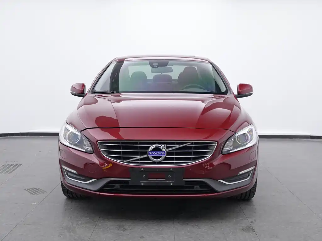 Volvo S60 2016 — фото 2