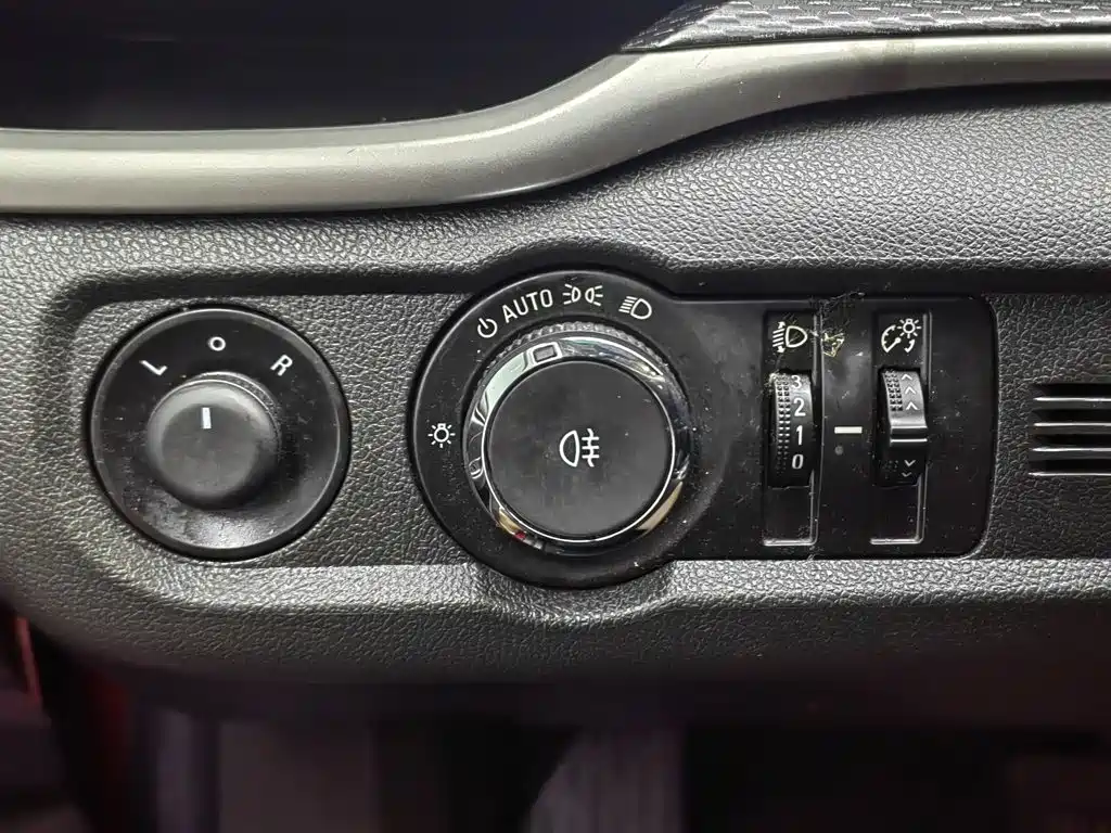 Buick Excelle GT 2019 — фото 21
