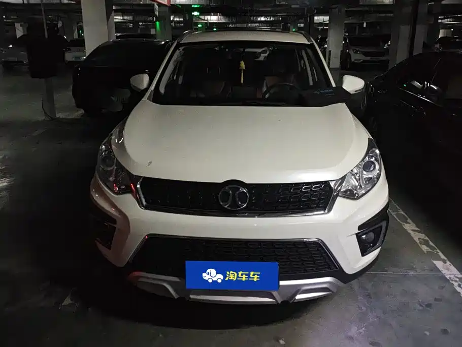 BAIC Shenbao X35 2018 — фото 2