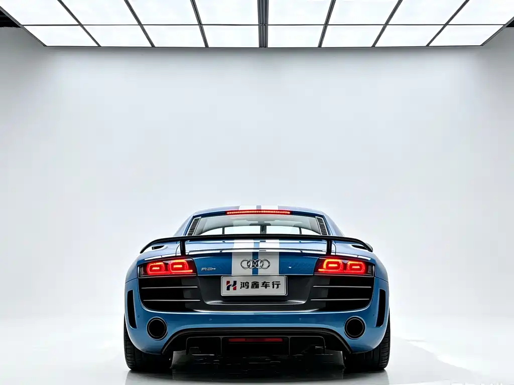 Audi R8 2014 — фото 5