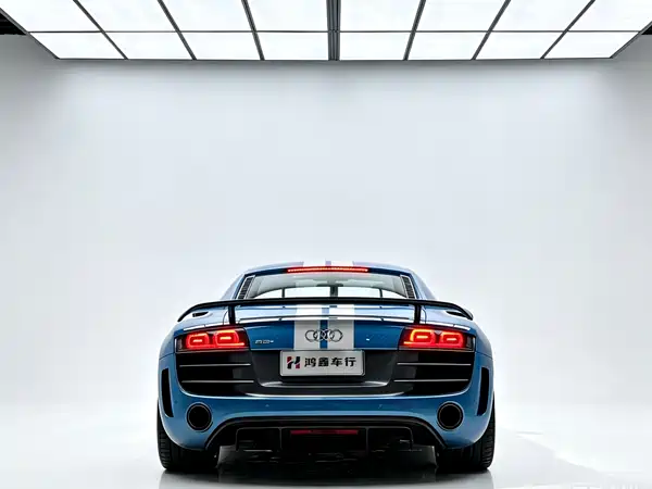 Audi R8 2014