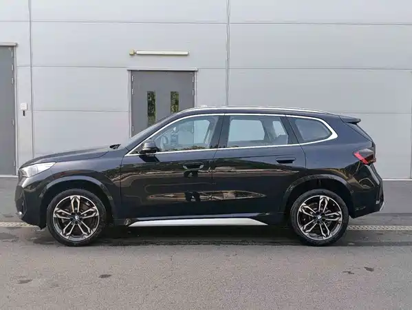 BMW X1 2025
