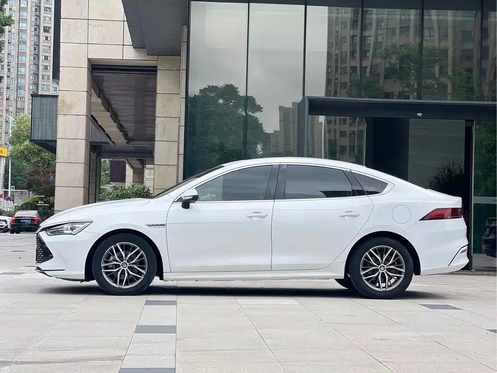 BYD Qin PLUS 2021 — фото 7