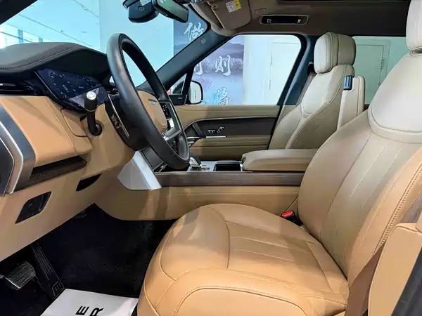 Land Rover Range Rover 2025