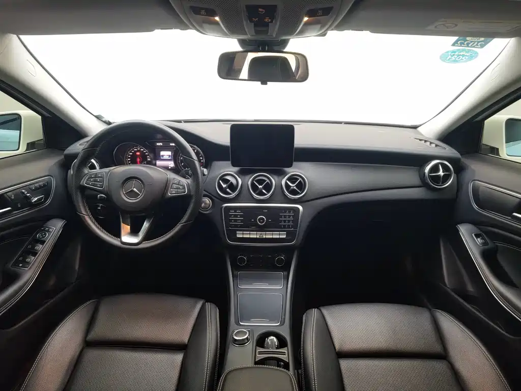 Mercedes-Benz GLA 2018 — фото 3
