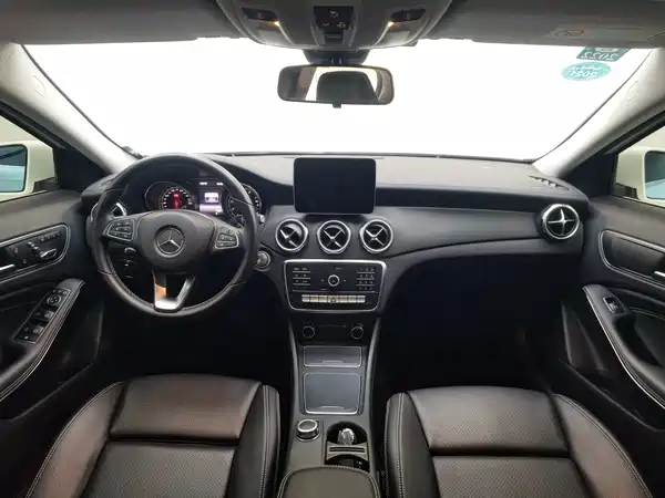 Mercedes-Benz GLA 2017