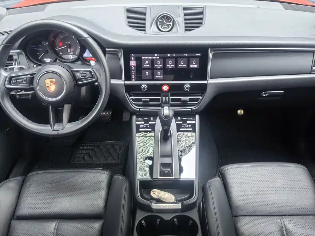 Porsche Macan 2023 — фото 15