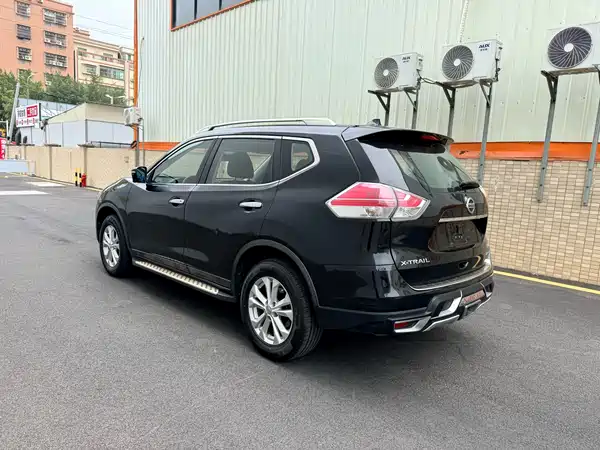 Nissan X-Trail 2015