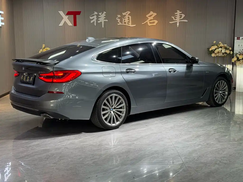 BMW 6 Series GT 2018 — фото 20