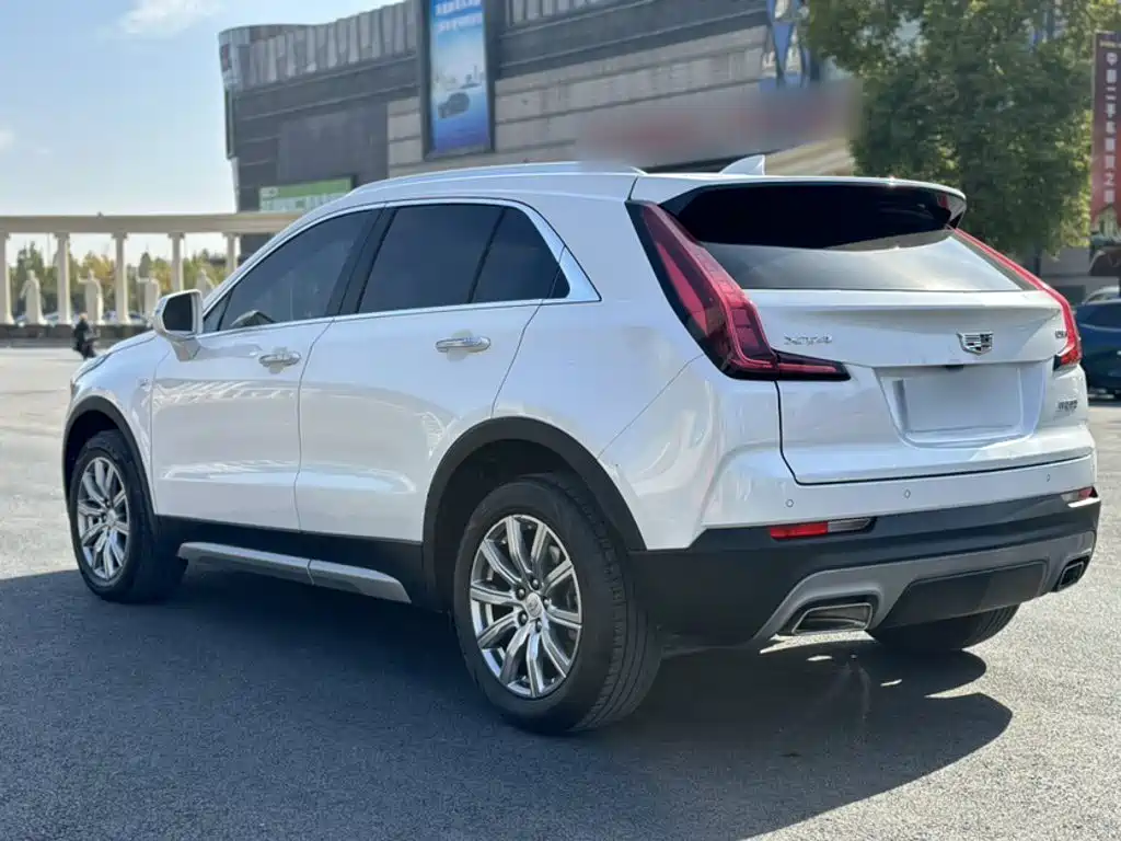Cadillac XT4 2019 — фото 13