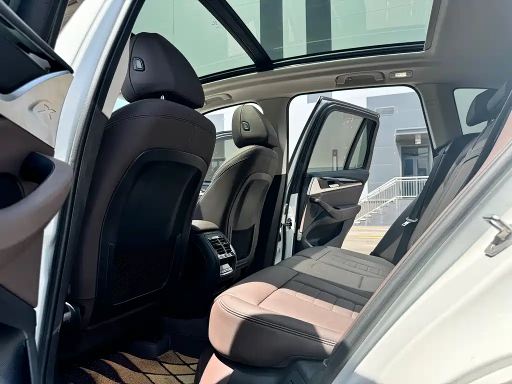 BMW X3 2020 — фото 10