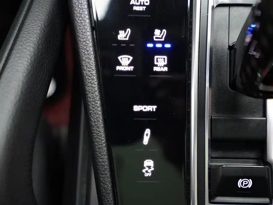 Porsche Cayenne 2020 — фото 12