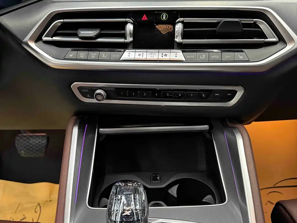 BMW X6 2020 — фото 11