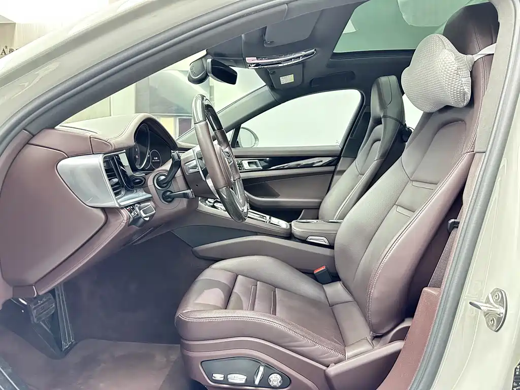 Porsche Panamera 2019 — фото 10