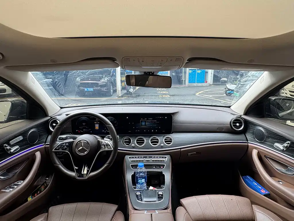 Mercedes-Benz E-Class 2023 — фото 5
