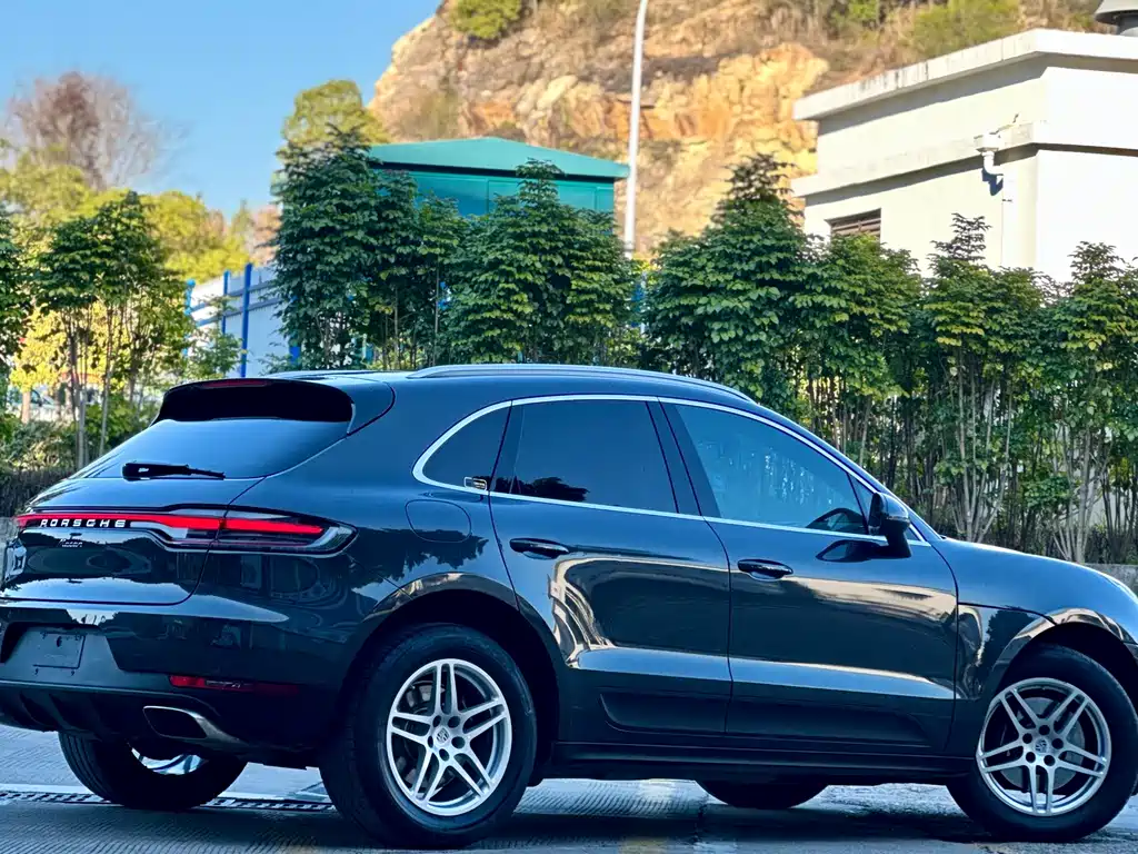 Porsche Macan 2019 — фото 7