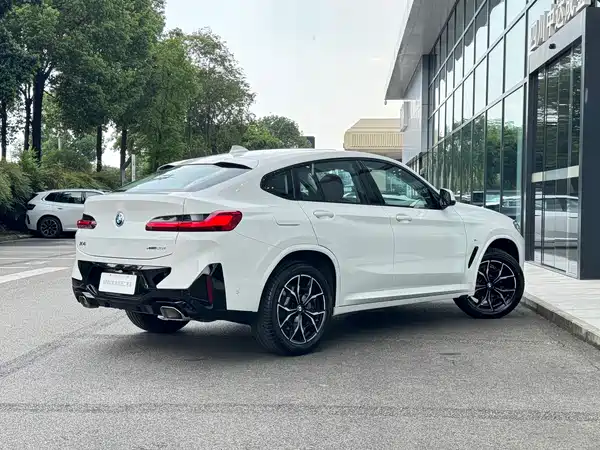 BMW X4 2025