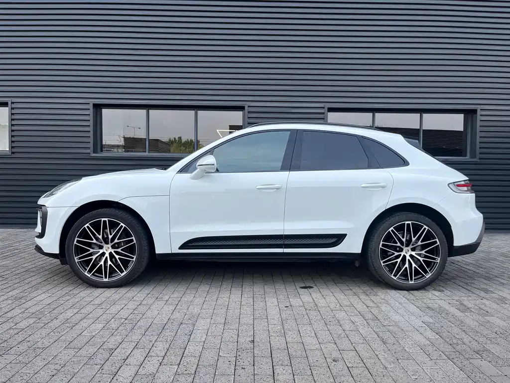 Porsche Macan 2022 — фото 3