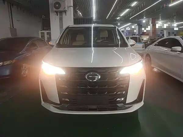 GAC Trumpchi M6 2022