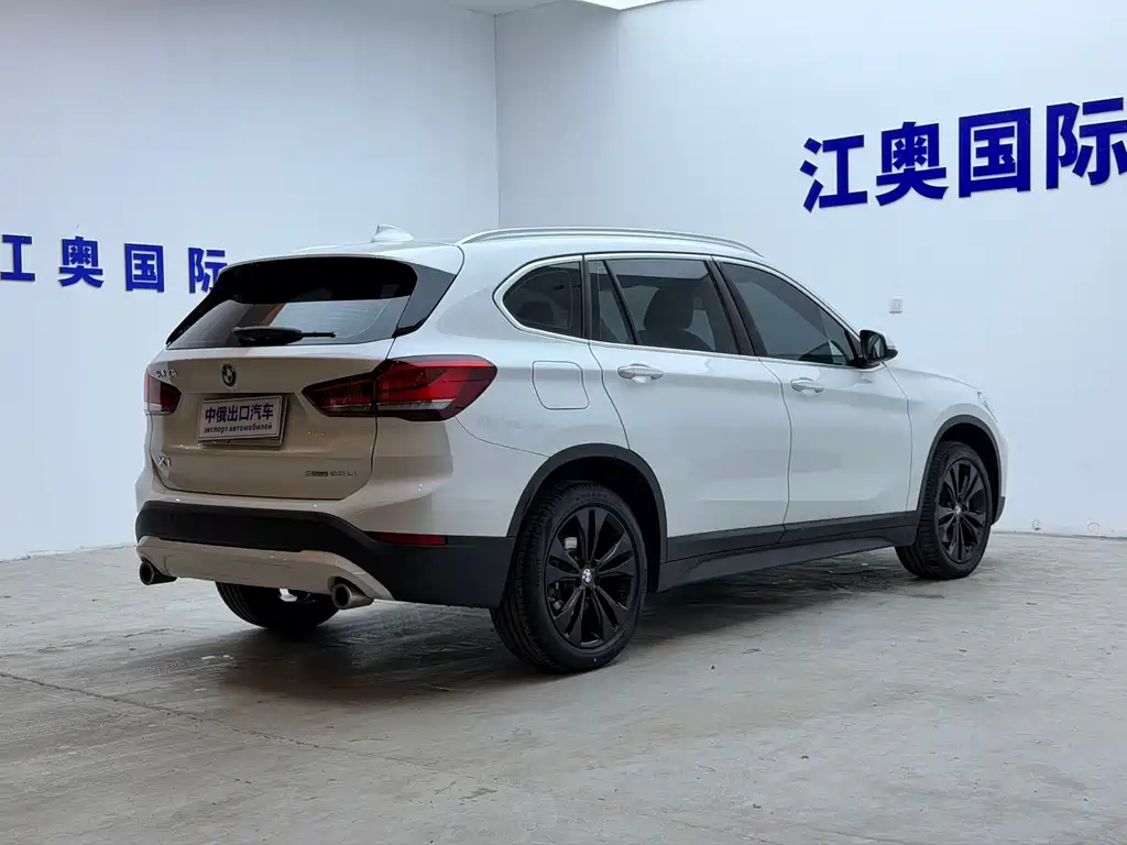BMW X1 2023 — фото 19