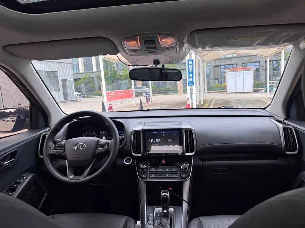 Hyundai ix35 2018 — фото 17