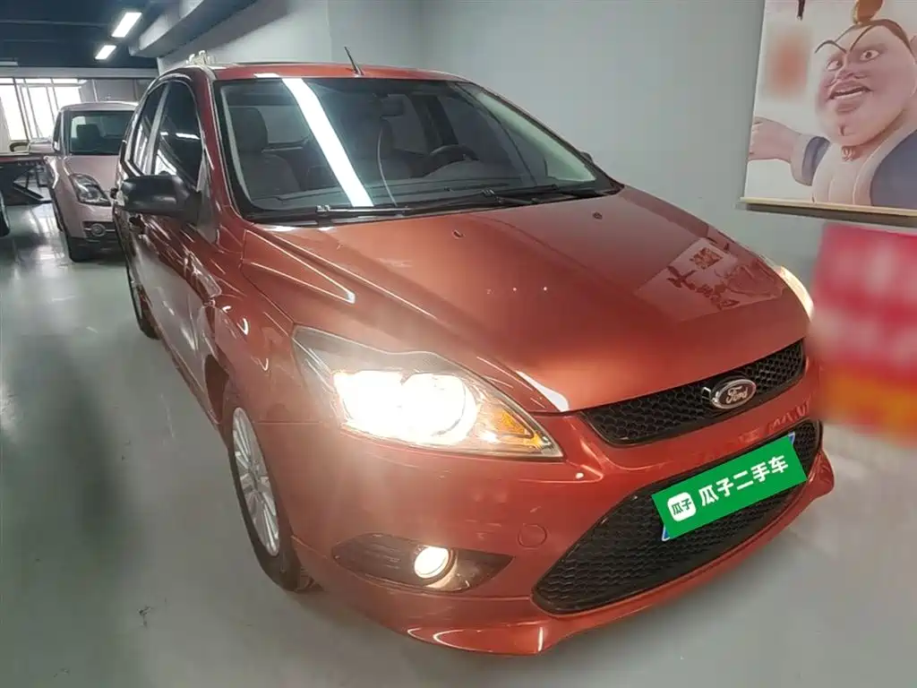 Ford Focus 2015 — фото 4