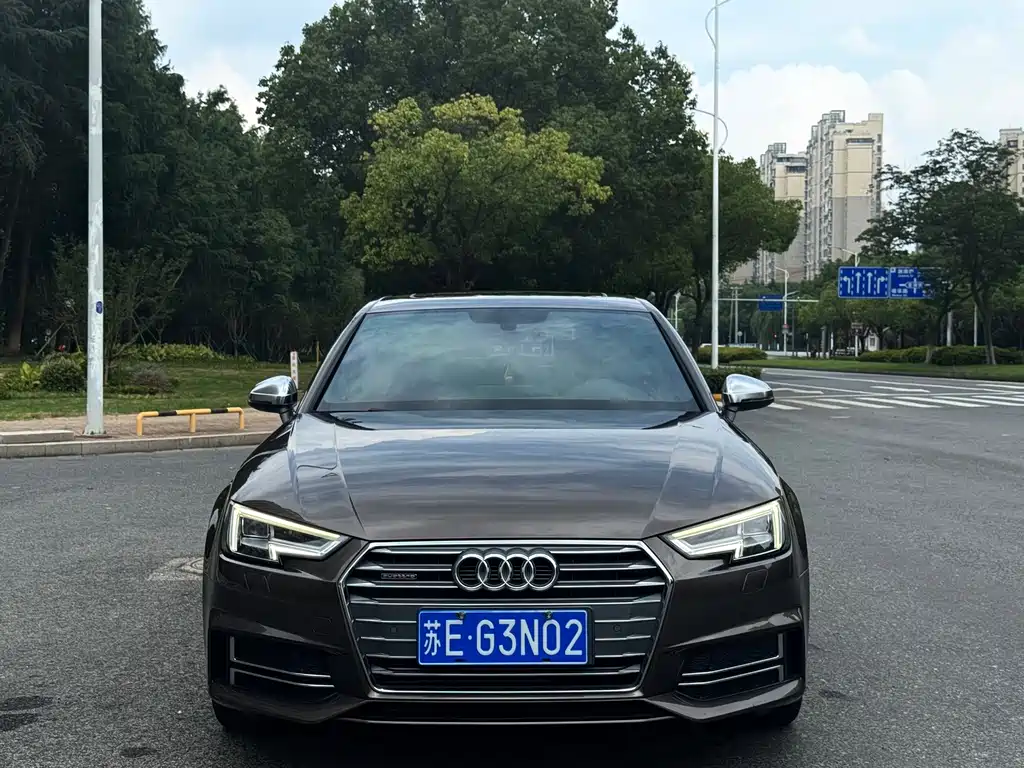 Audi A4L 2017