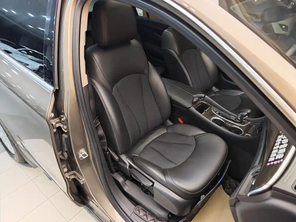 Buick Envision Plus 2018 — фото 29