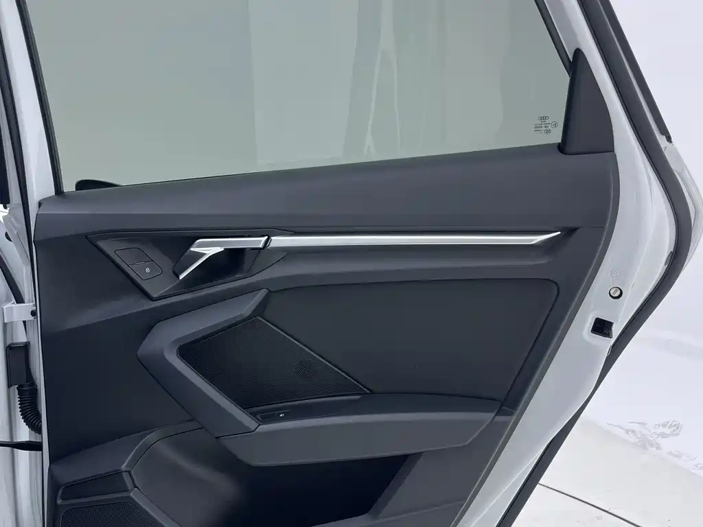 Audi A3 2022 — фото 29