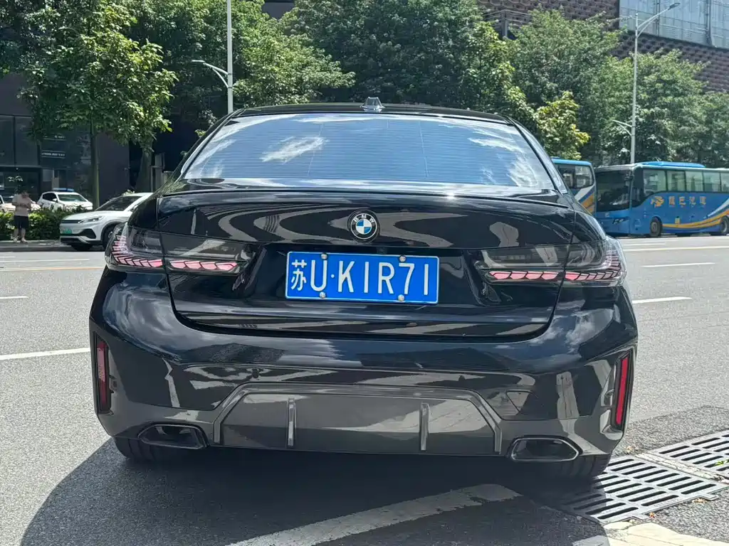 BMW 3 Series 2024