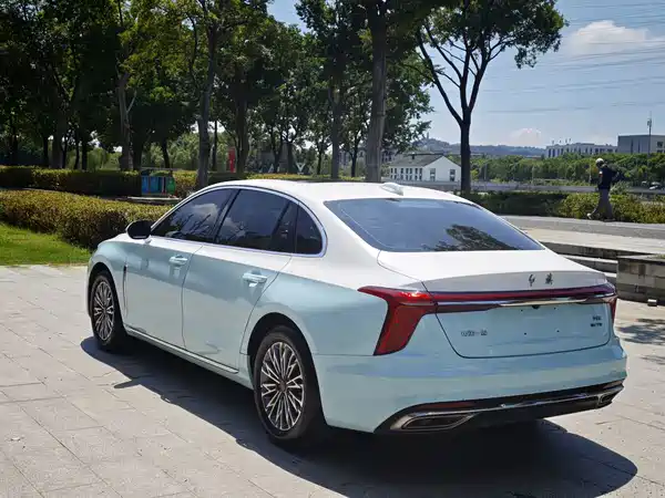 Hongqi H5 2022