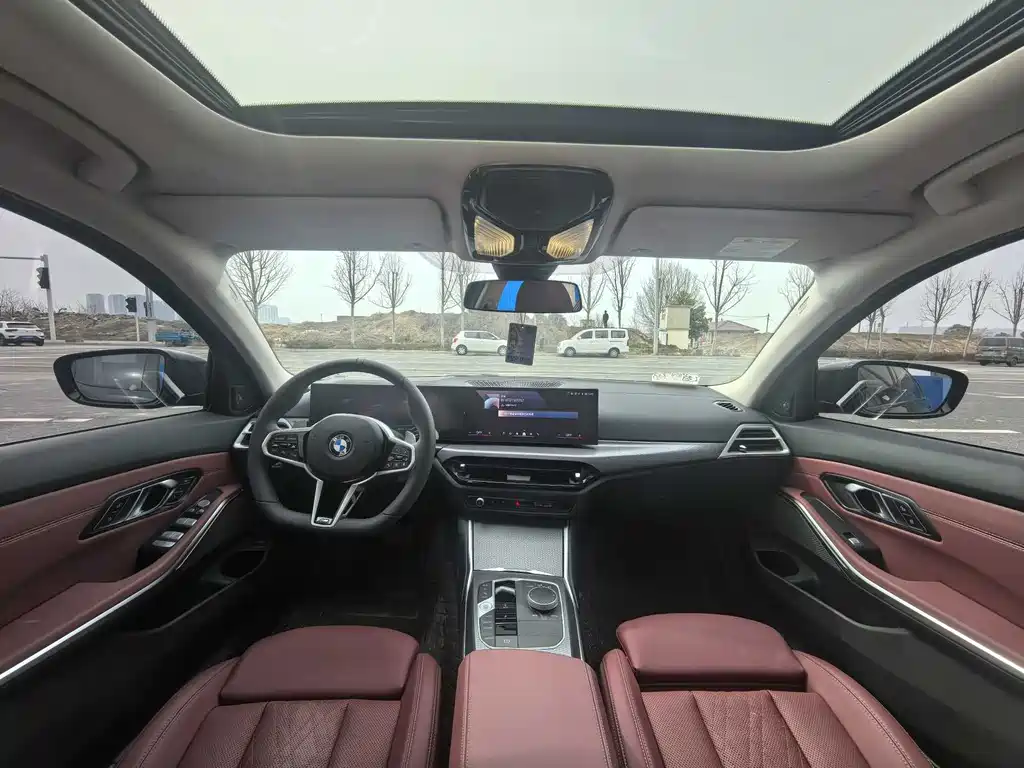 BMW 3 Series 2025