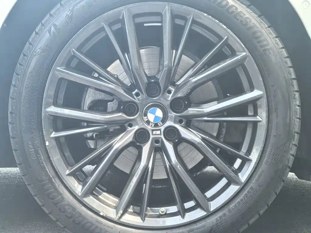 BMW 3 Series 2024