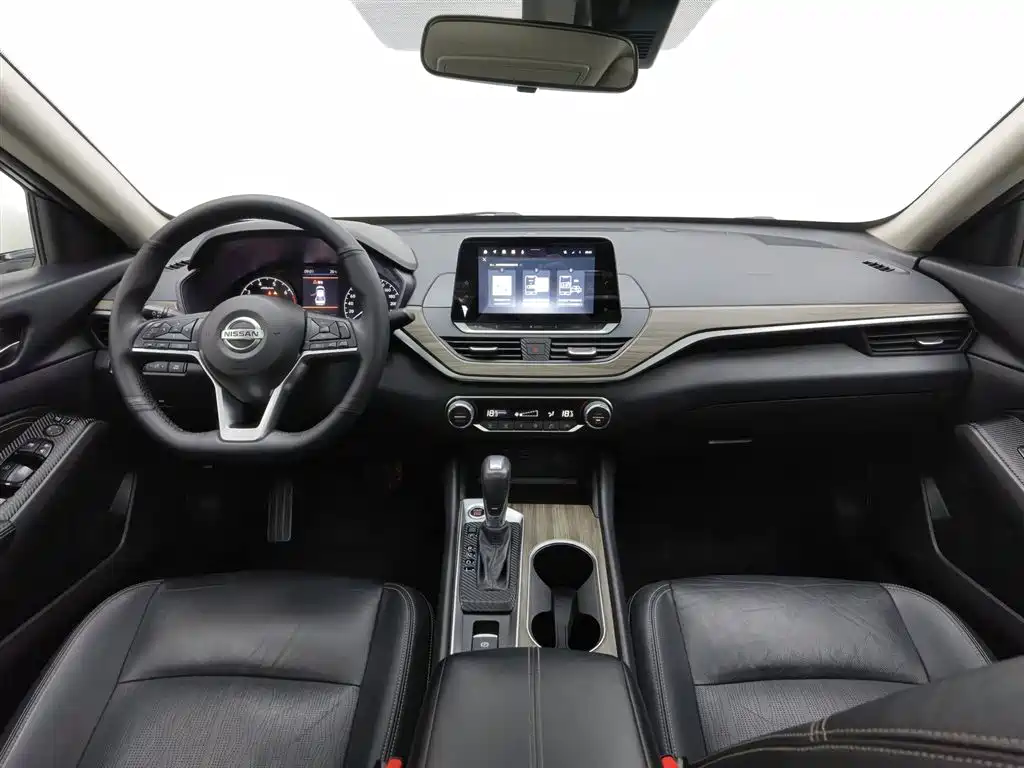 Nissan Teana 2021
