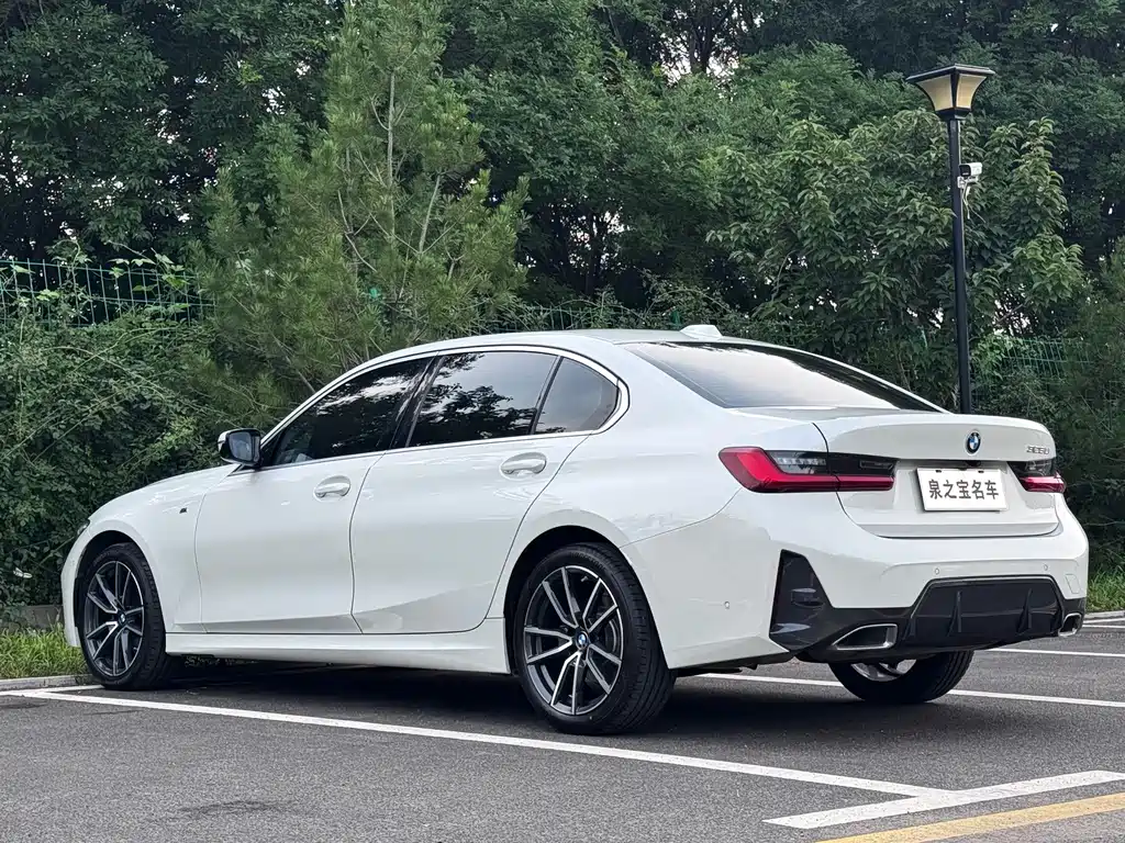 BMW 3 Series 2024