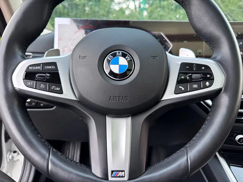 BMW 3 Series 2024 — фото 11