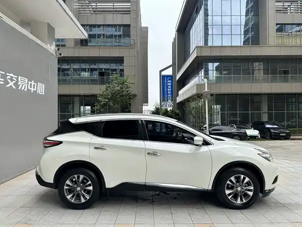 Nissan Murano 2023