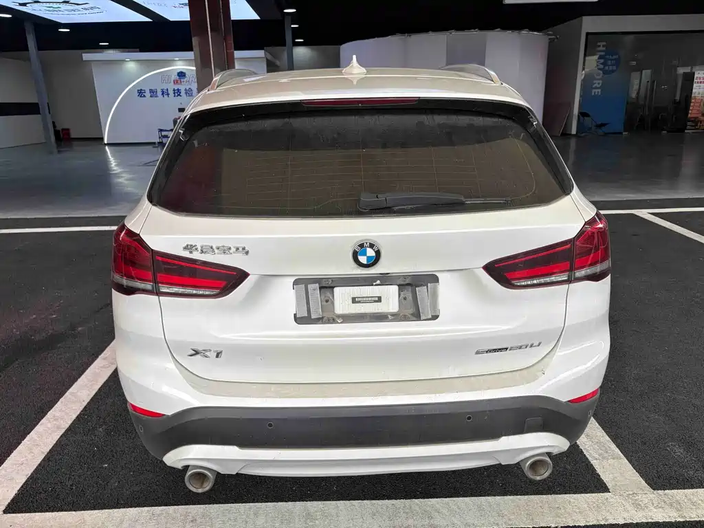 BMW X1 2022 — фото 8